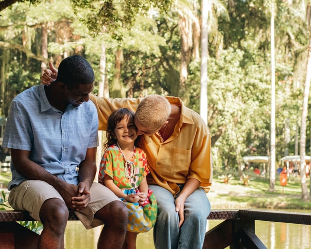 Teaching kids valuable lessons about money and life - Stephen Carter