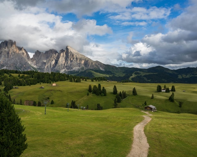 Discovering Blue Zones: Secrets to Longevity and Living Well